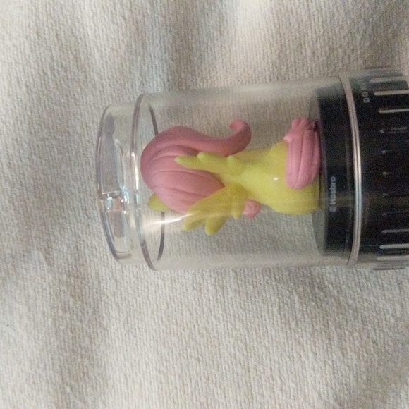 Good 2 Grow "Fluttershy" figurine new - Picture 3 of 5
